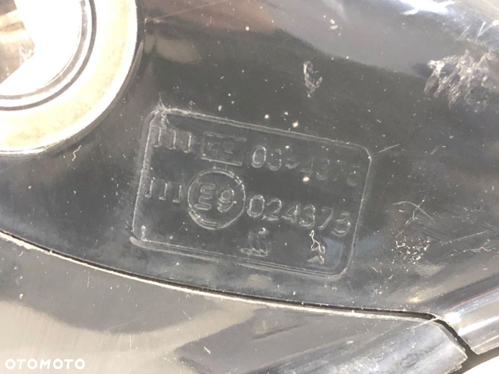LUSTERKO PRAWY  CITROEN C4 GRAND PICASSO I (UA_) 2006 - 2013 2.0 i 16V 103 kW [140 KM] benzyna 2006 - 7