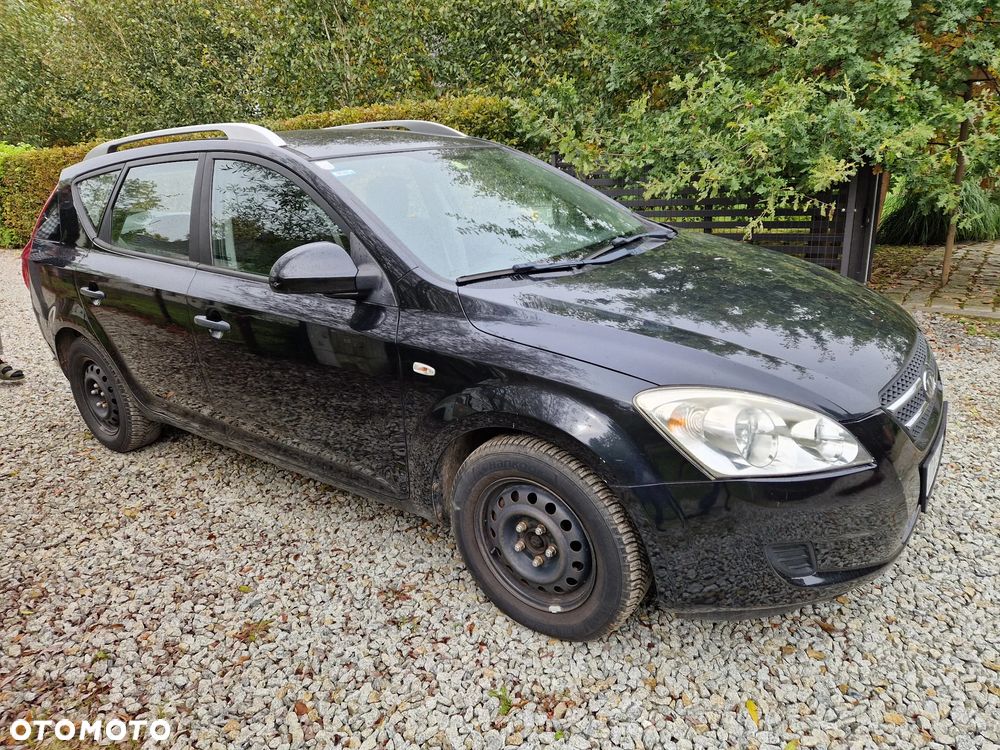 Kia Ceed Cee'd 1.4 L - 5