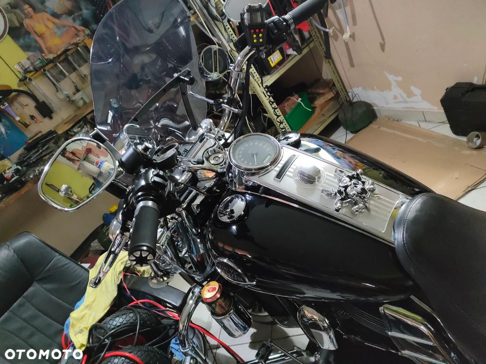 Harley-Davidson Touring Road King - 14