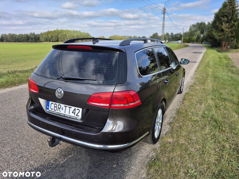Volkswagen Passat 1.6 TDI Trendline - 4