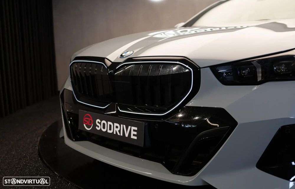 BMW 530 e Pack Desportivo M - 35