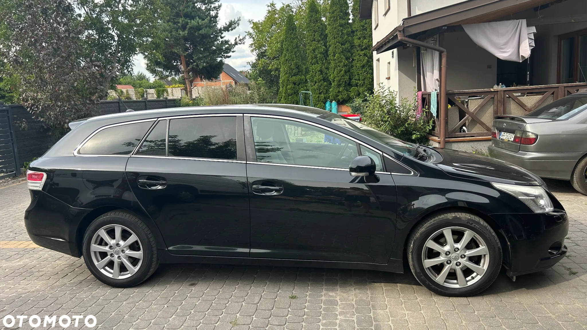 Toyota Avensis 2.0 D-4D Luna - 8