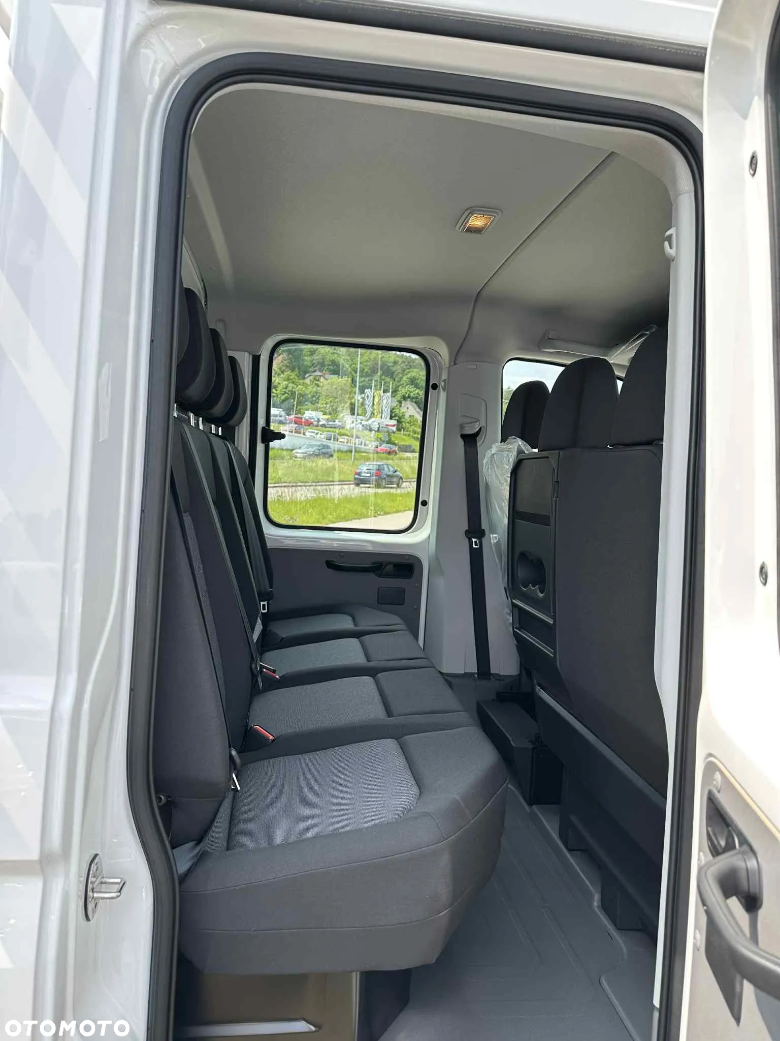 Volkswagen Crafter - 11