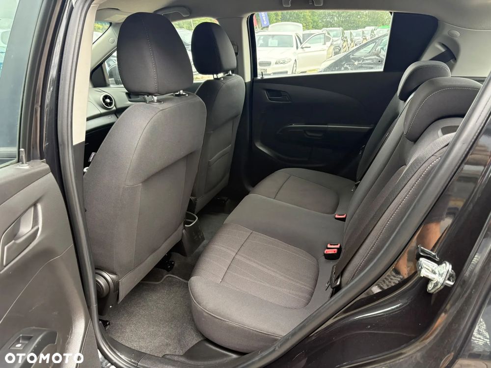Chevrolet Aveo 1.2 LS+ - 12