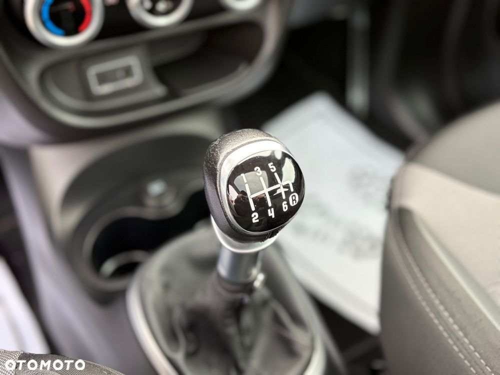 Fiat 500L City Cross 1.4 16V - 17