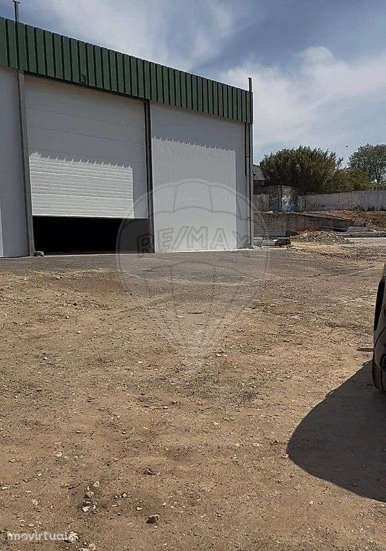 Armazém  para arrendamento - Grande imagem: 3/13