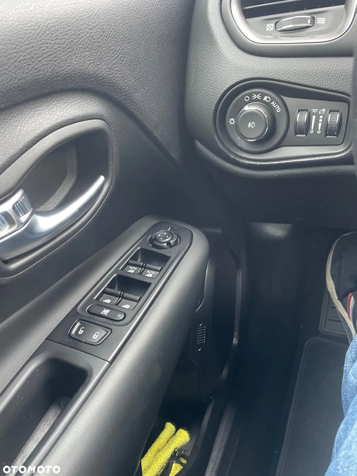 Jeep Renegade 1.3 GSE T4 Turbo Limited 4x4 S&S - 20