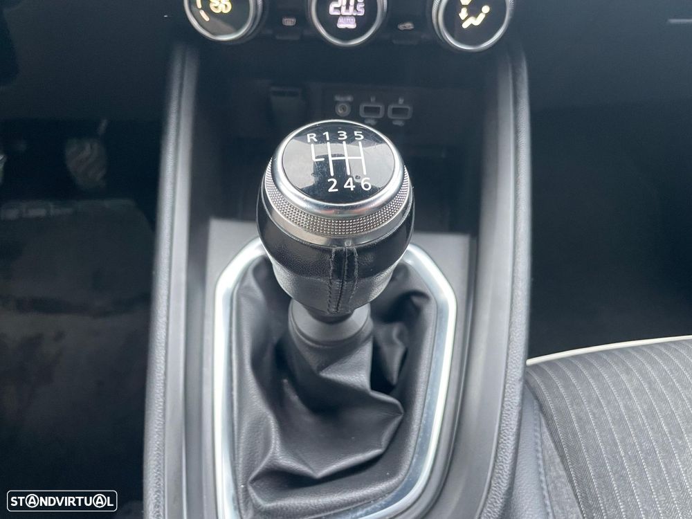 Renault Clio 1.0 TCe Techno - 27