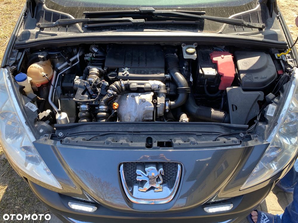 Peugeot 308 ver-1-6-hdi-premium - 5