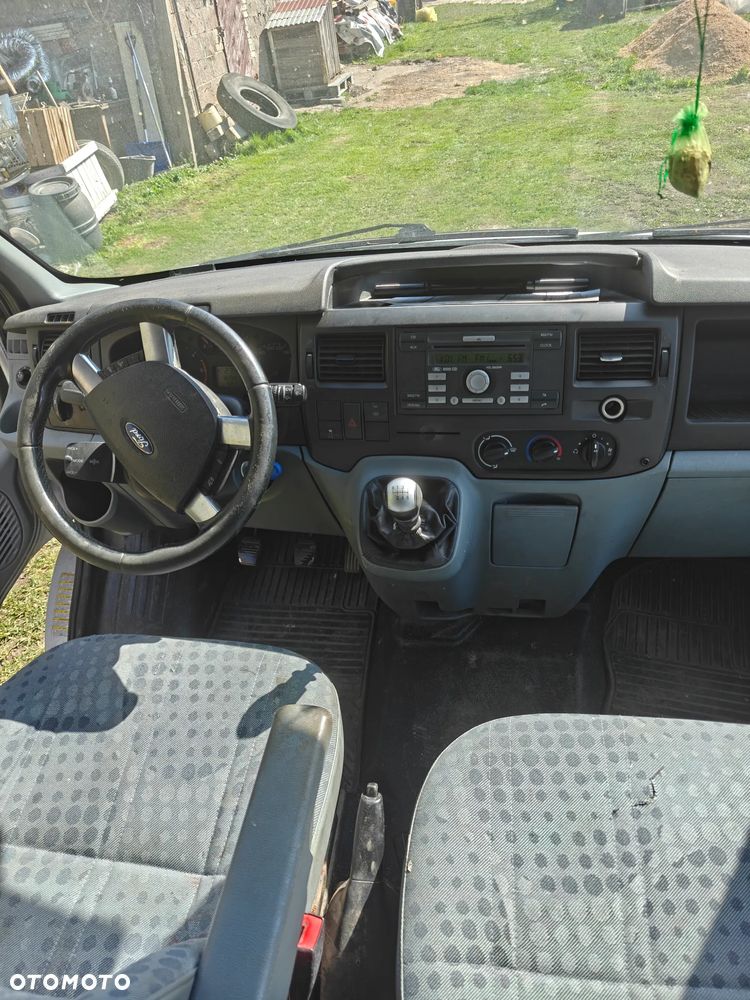Ford Transit - 6