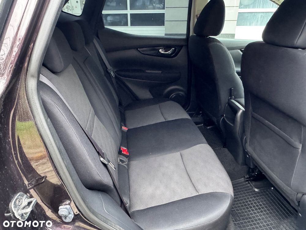 Nissan Qashqai 1.6 DCi Xtronic N-Connecta - 16