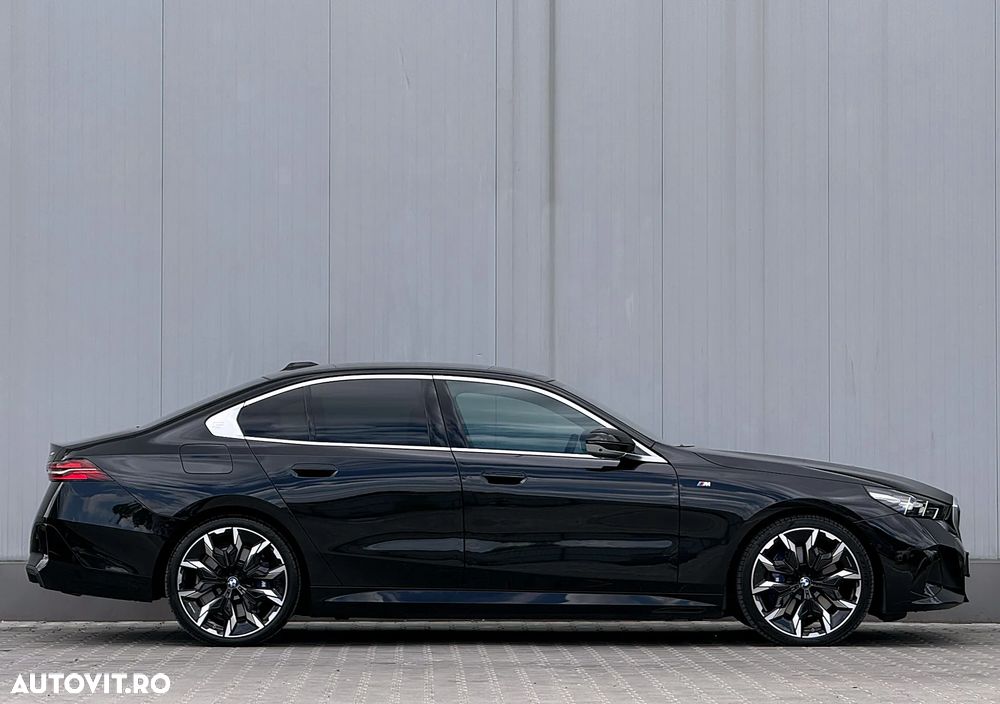 BMW Seria 5 550e xDrive AT PHEV - 11