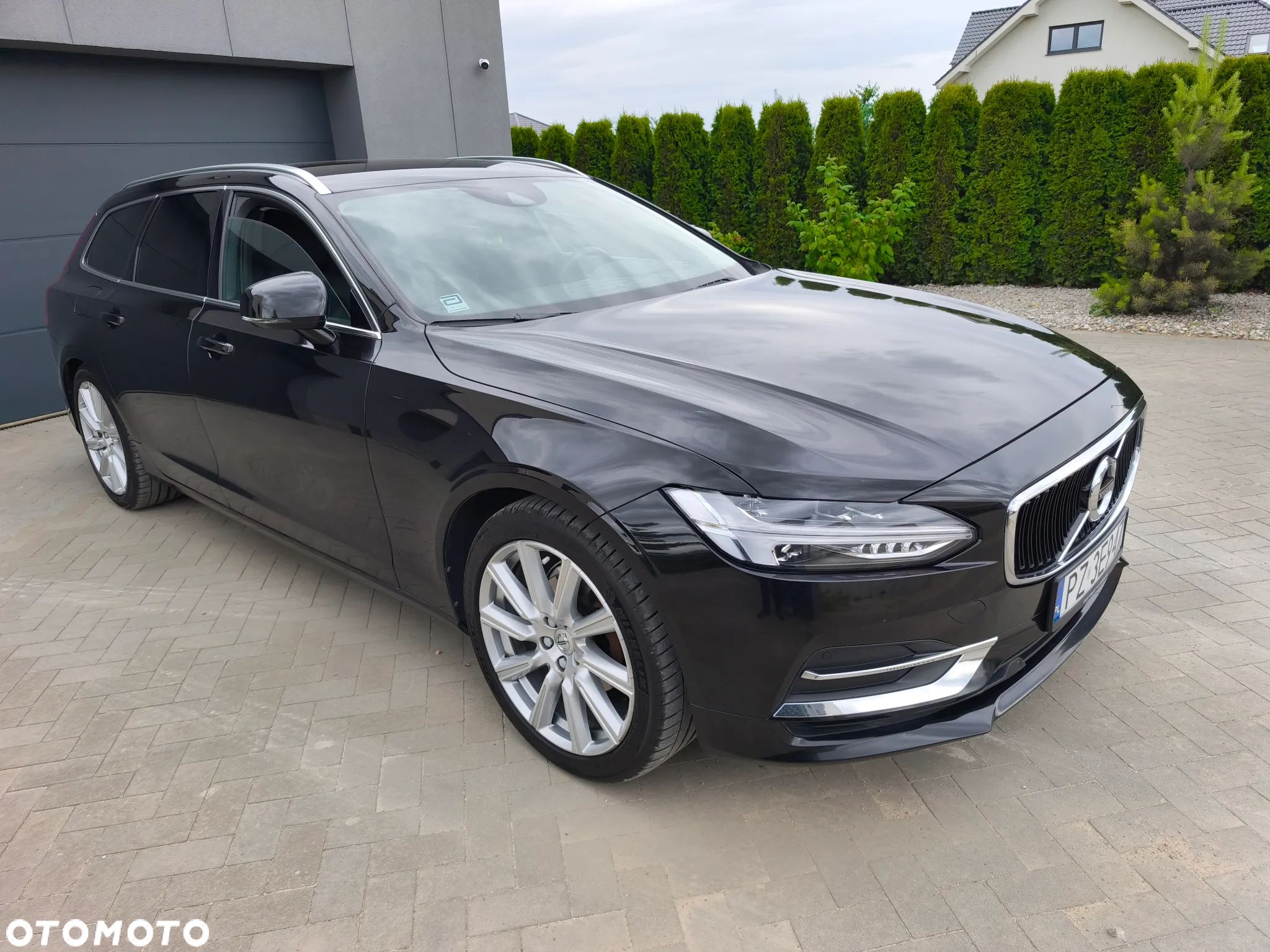 Volvo V90 - 1