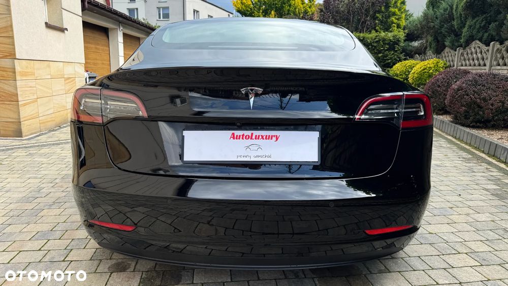 Tesla Model 3 Langstreckenbatterie Allradantrieb Dual Motor - 10