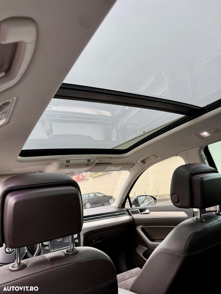 Volkswagen Passat - 23