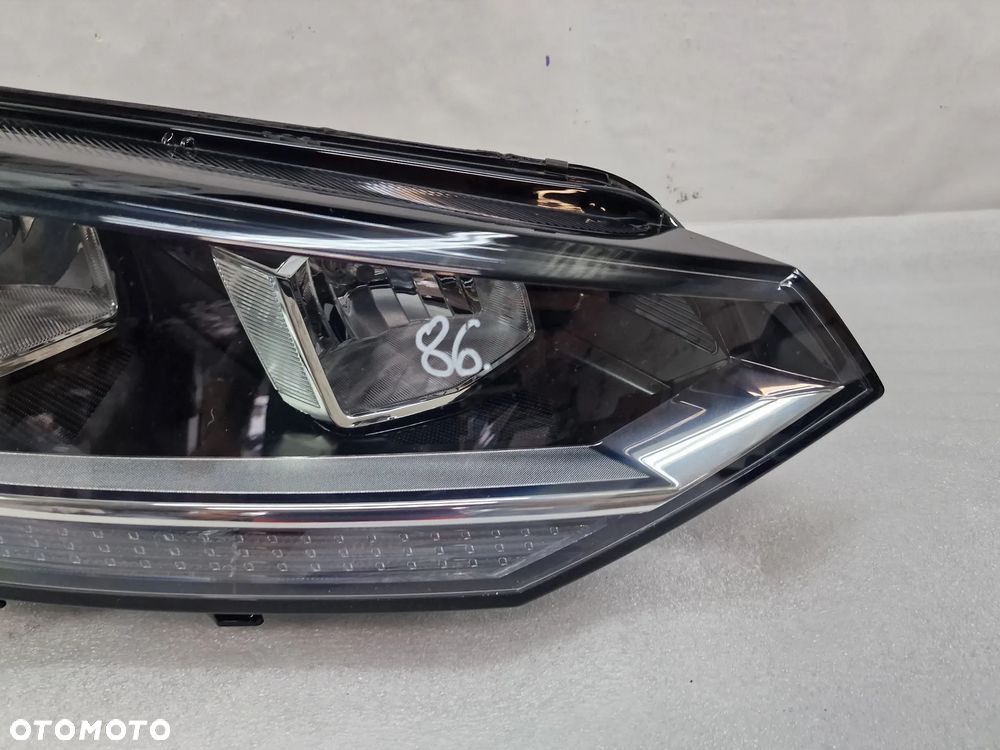 VW TOURAN II 5TA 15- PRAWA LAMPA PRZEDNIA PRZÓD , ZWYKŁA , NR 5TB941006A , NR AUKCJI LPP86 - 4