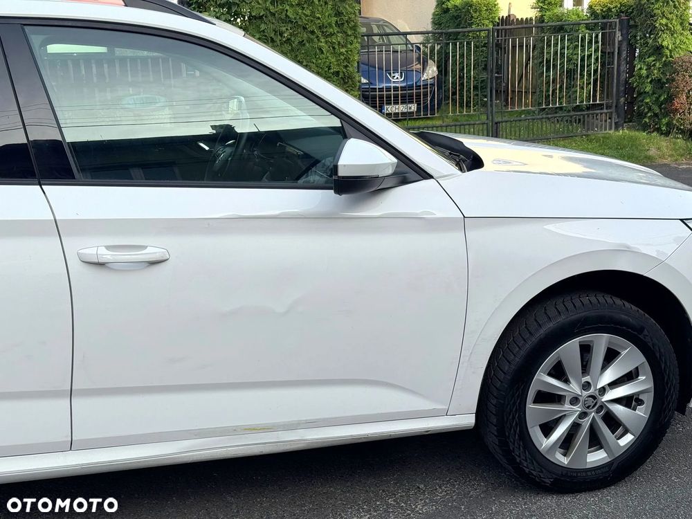 Skoda Kamiq 1.0 TSI Selection DSG - 25