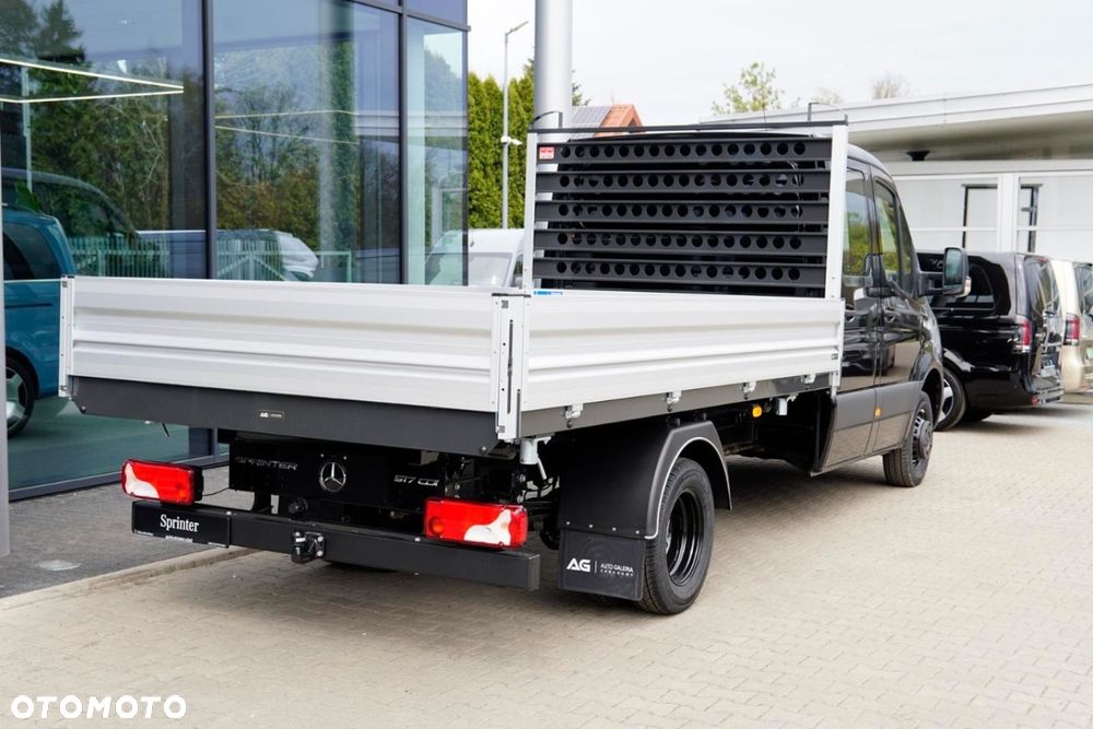Mercedes-Benz Sprinter - 8