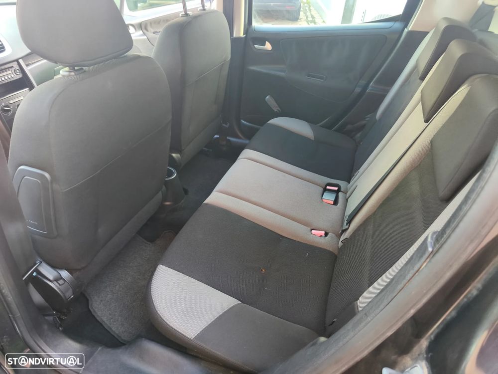 Peugeot 207 SW 1.6 HDi Premium - 17