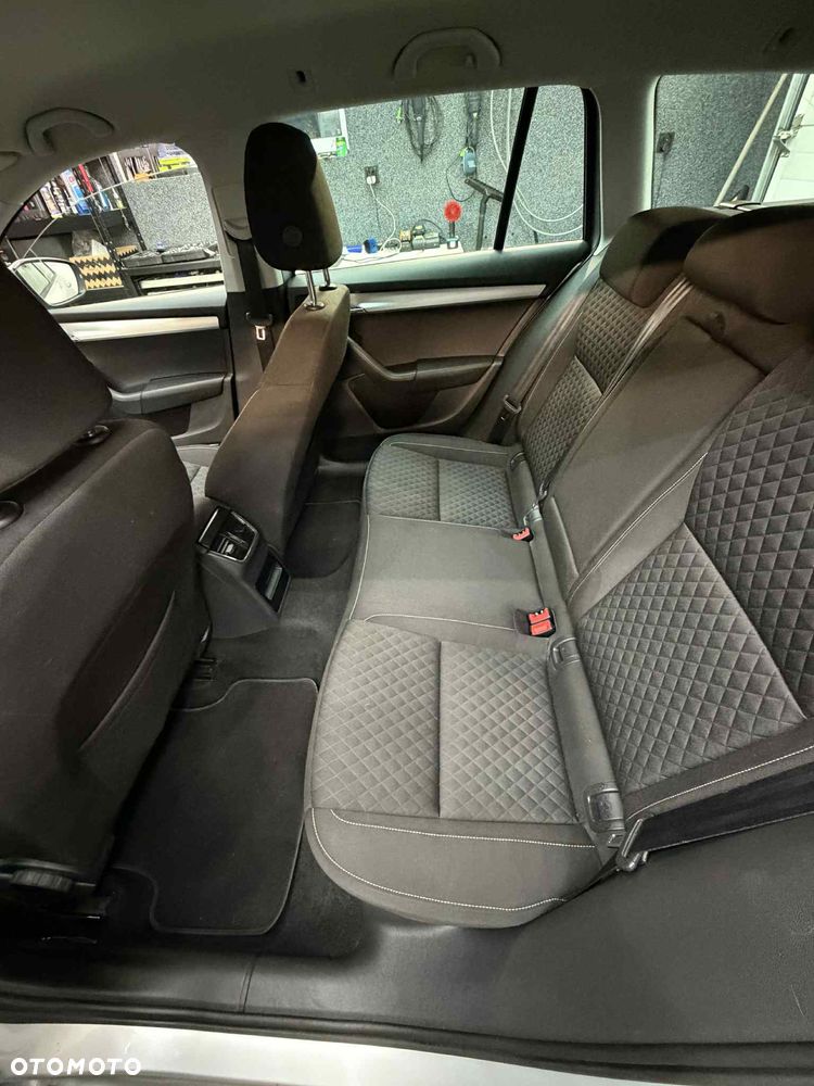 Skoda Octavia 2.0 TDI Ambition EU6 - 16