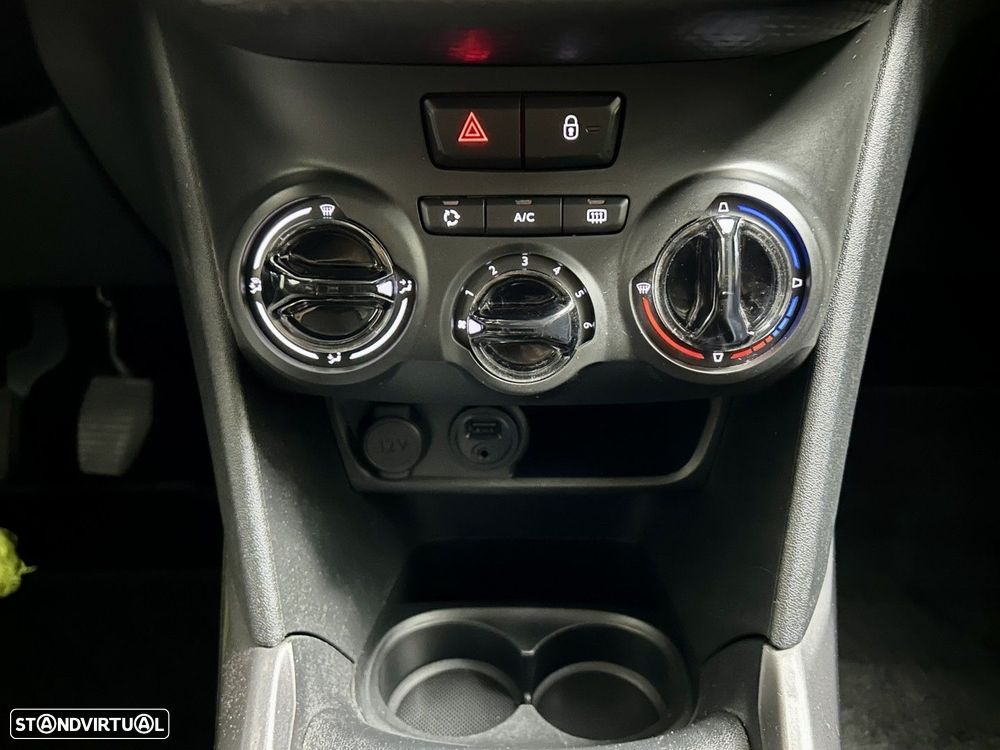 Peugeot 2008 1.2 PureTech Style - 20