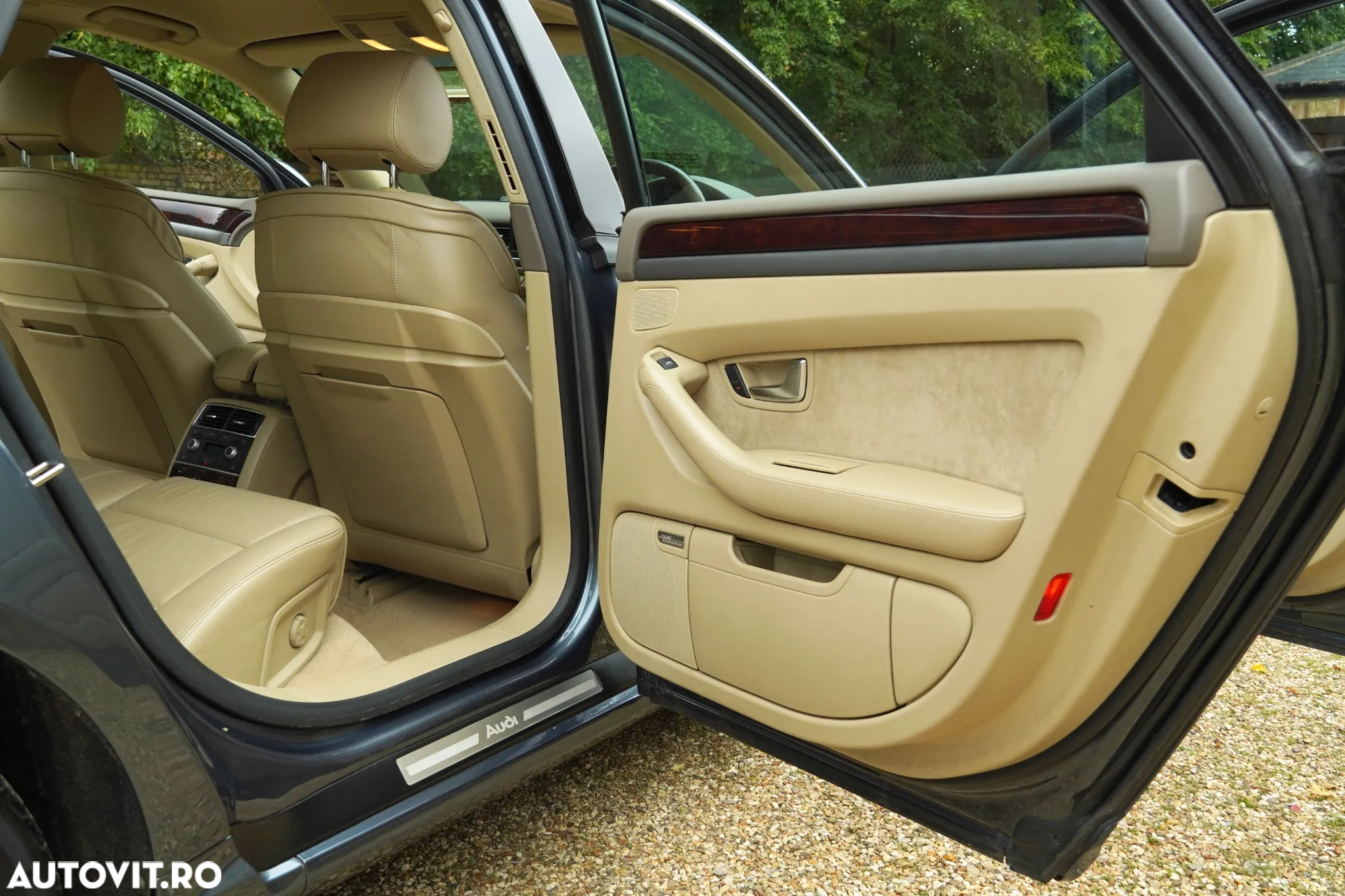 Audi A8 4.2 quattro Aut - 30