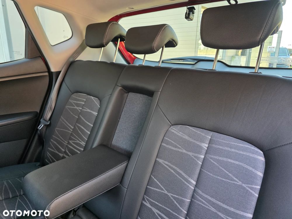 Kia Venga 1.6 Business Line - 11