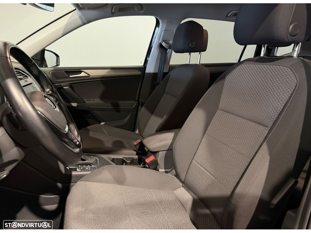 VW Tiguan Allspace - 12