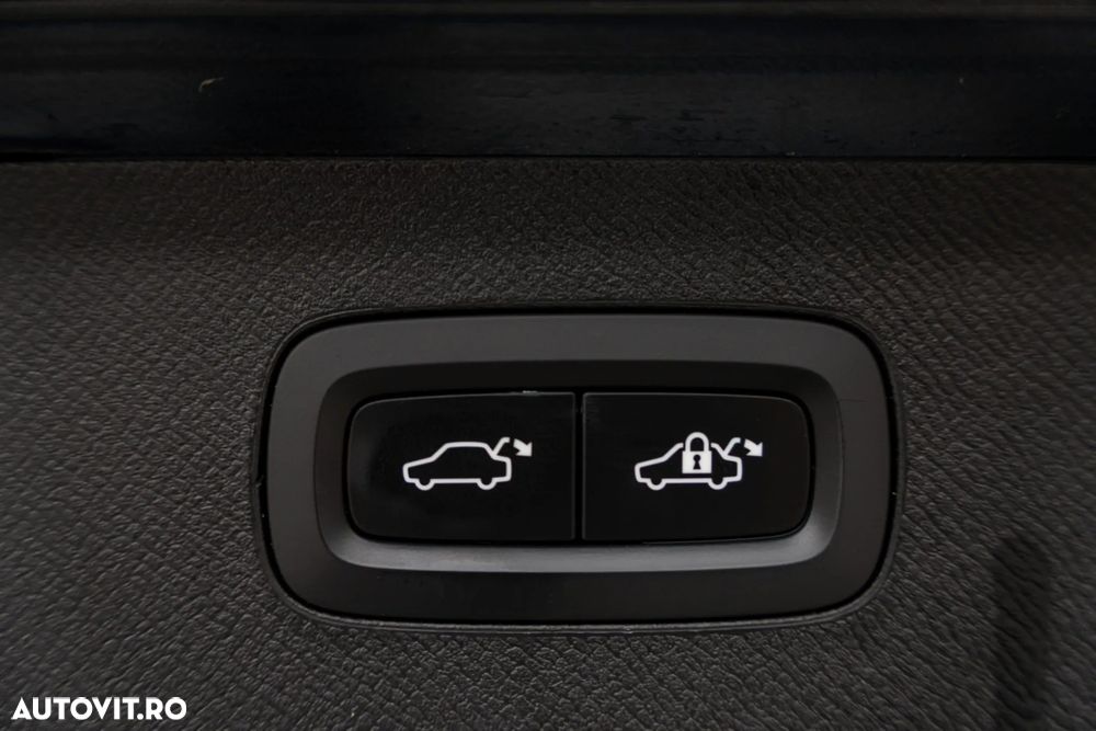 Volvo XC 90 T8 Twin Engine AWD Inscription - 13