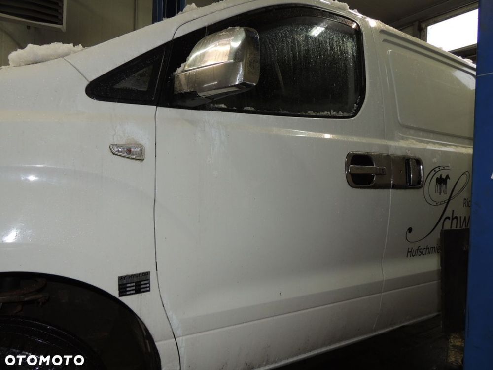 Klamka zewnętrzna prawy lewy przód Hyundai H1 II - 1