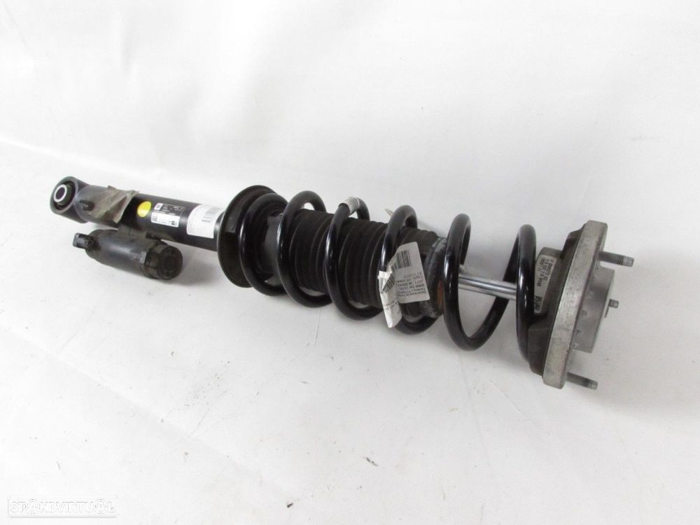 Amortecedor Elétrico "EDC" Direito/Trás Seminovo/ Original BMW 5 (G30, F90) 3710... - 3