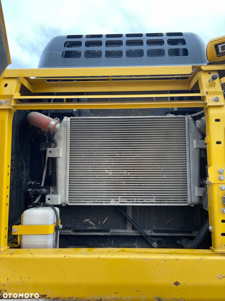 Komatsu PC360LC-11 - 12