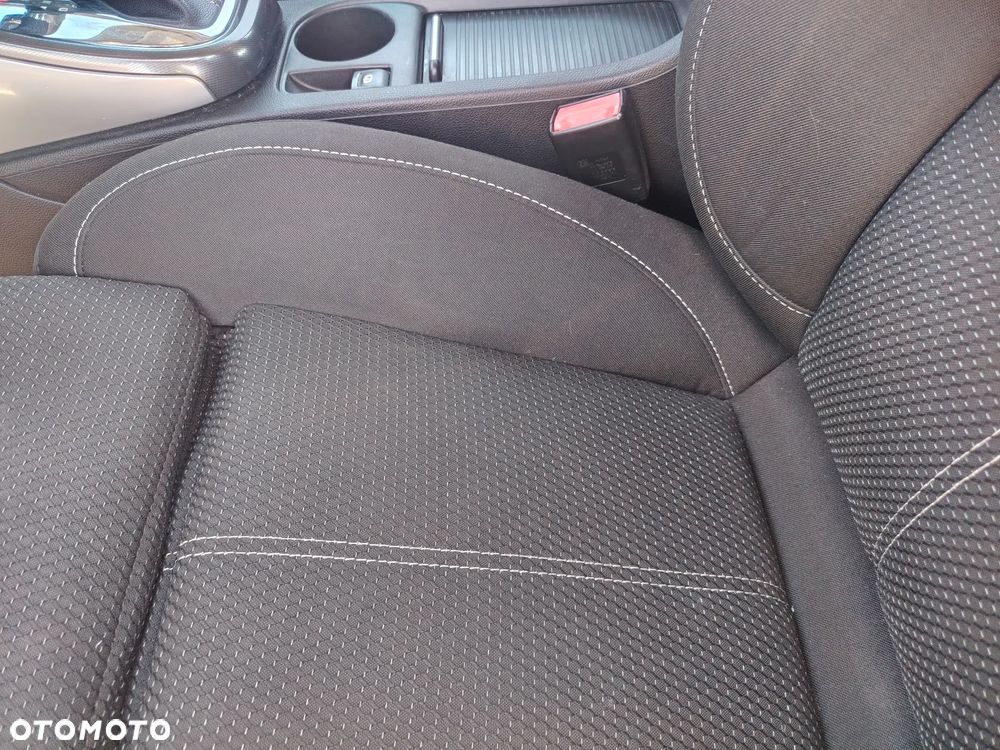 Opel Astra 1.6 T Cosmo - 14