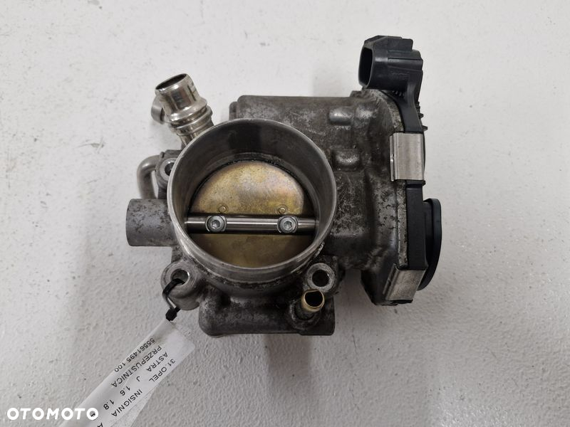 OPEL INSIGNIA A ASTRA J 1.6 1.8 B PRZEPUSTNICA 55561495 - 2