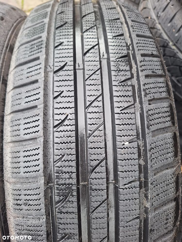 OPONY 215/65R16C  Superia Blue Win Van  M+S ZIMA - 3