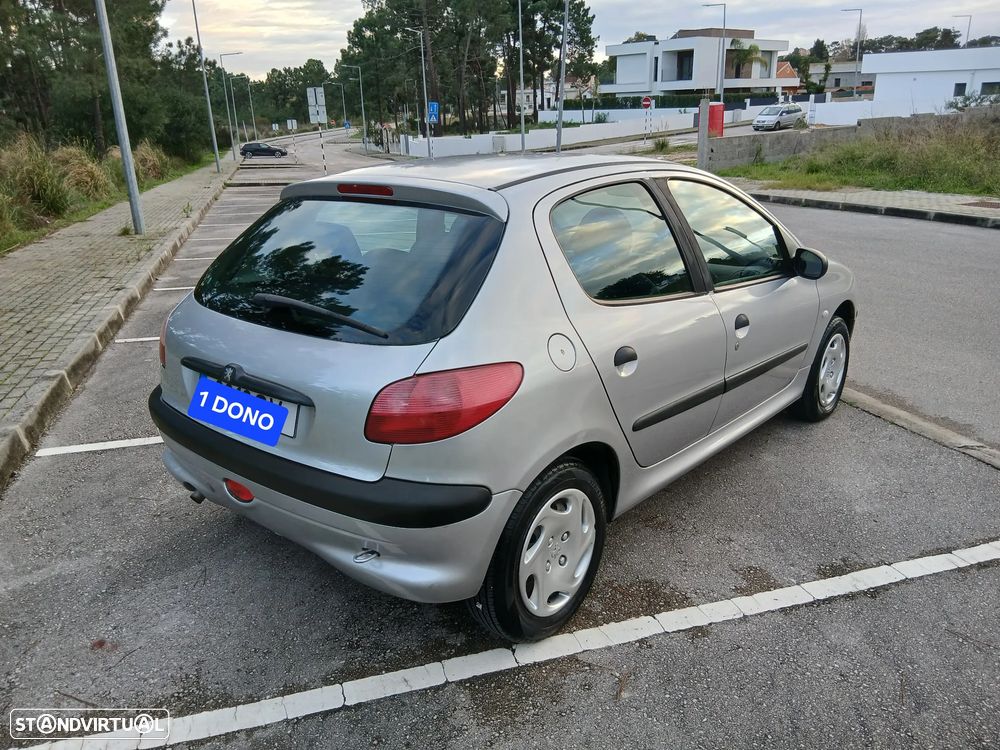 Peugeot 206 - 4