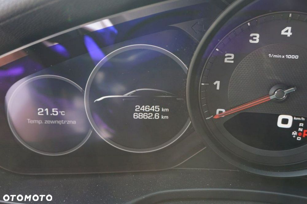 Porsche Panamera 4 - 17