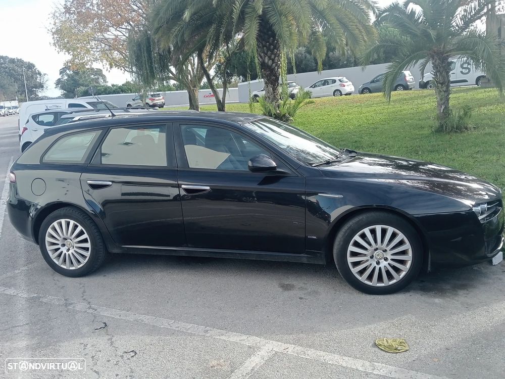 Alfa Romeo 159 Sportwagon 1.9 JTDm 8V - 1