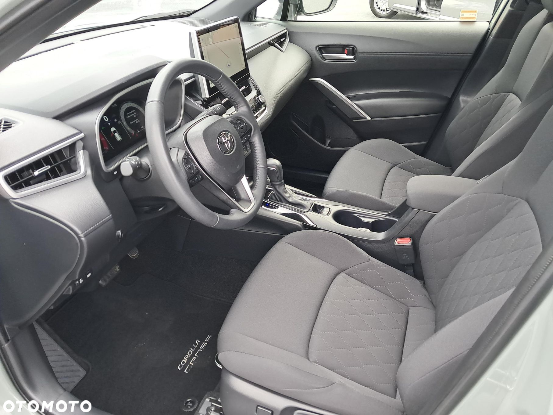 Toyota Corolla Cross 2.0 Hybrid Style - 16