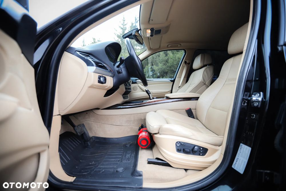 BMW X5 3.5d xDrive - 14