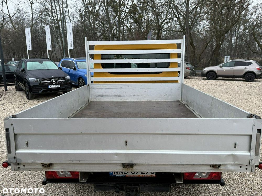 Ford Transit - 17