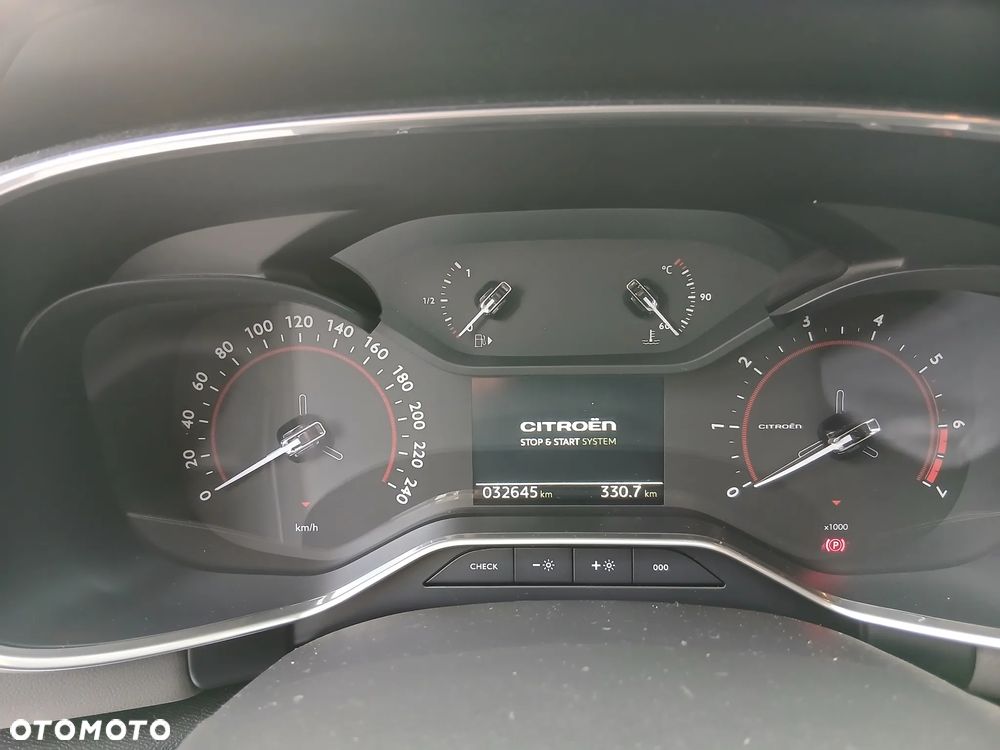 Citroën C5 Aircross 1.2 PureTech Live - 12
