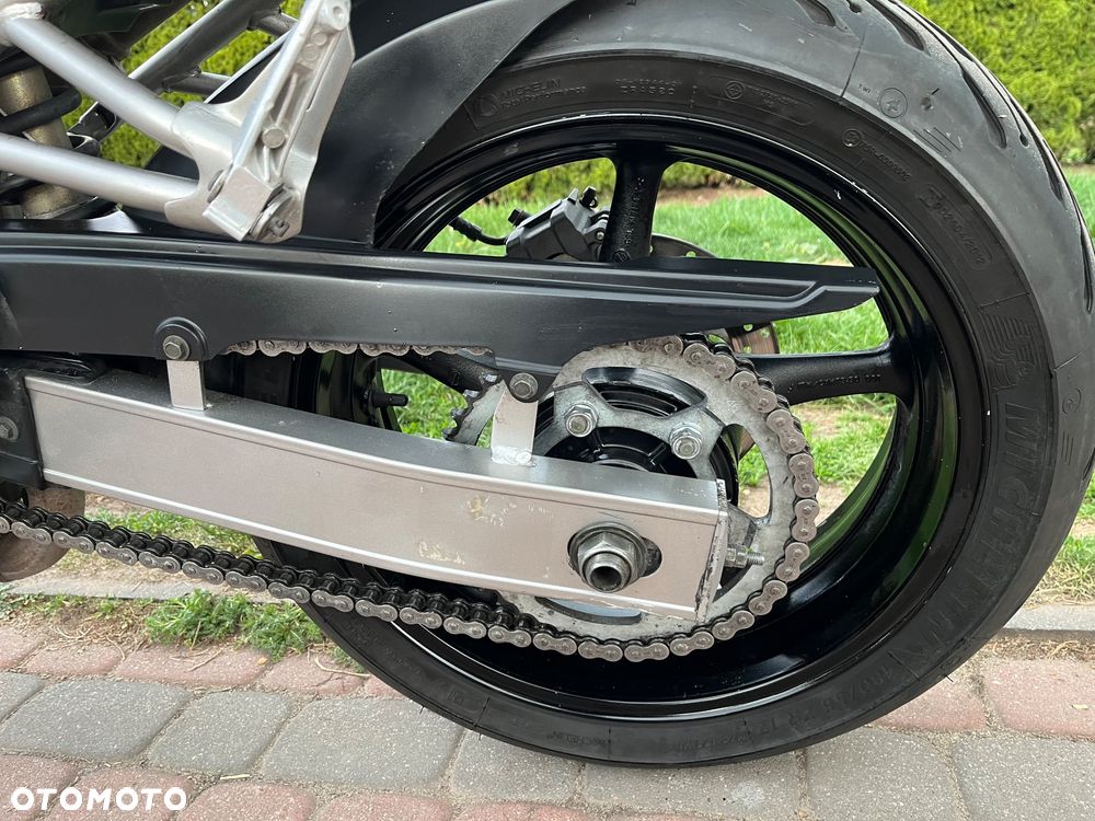 Yamaha FZ6 - 25