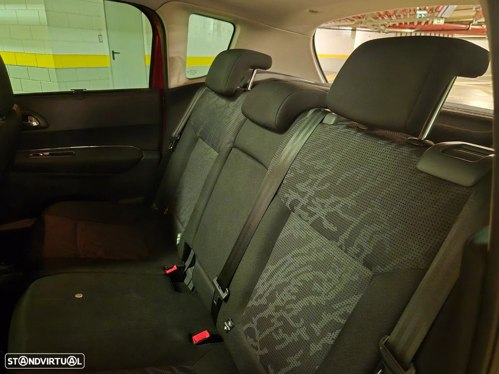 Peugeot 3008 HDi 150 Allure - 28