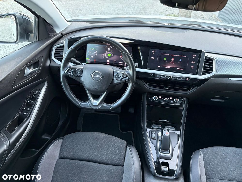 Opel Grandland 1.6 DI Automatik Business Elegance - 23
