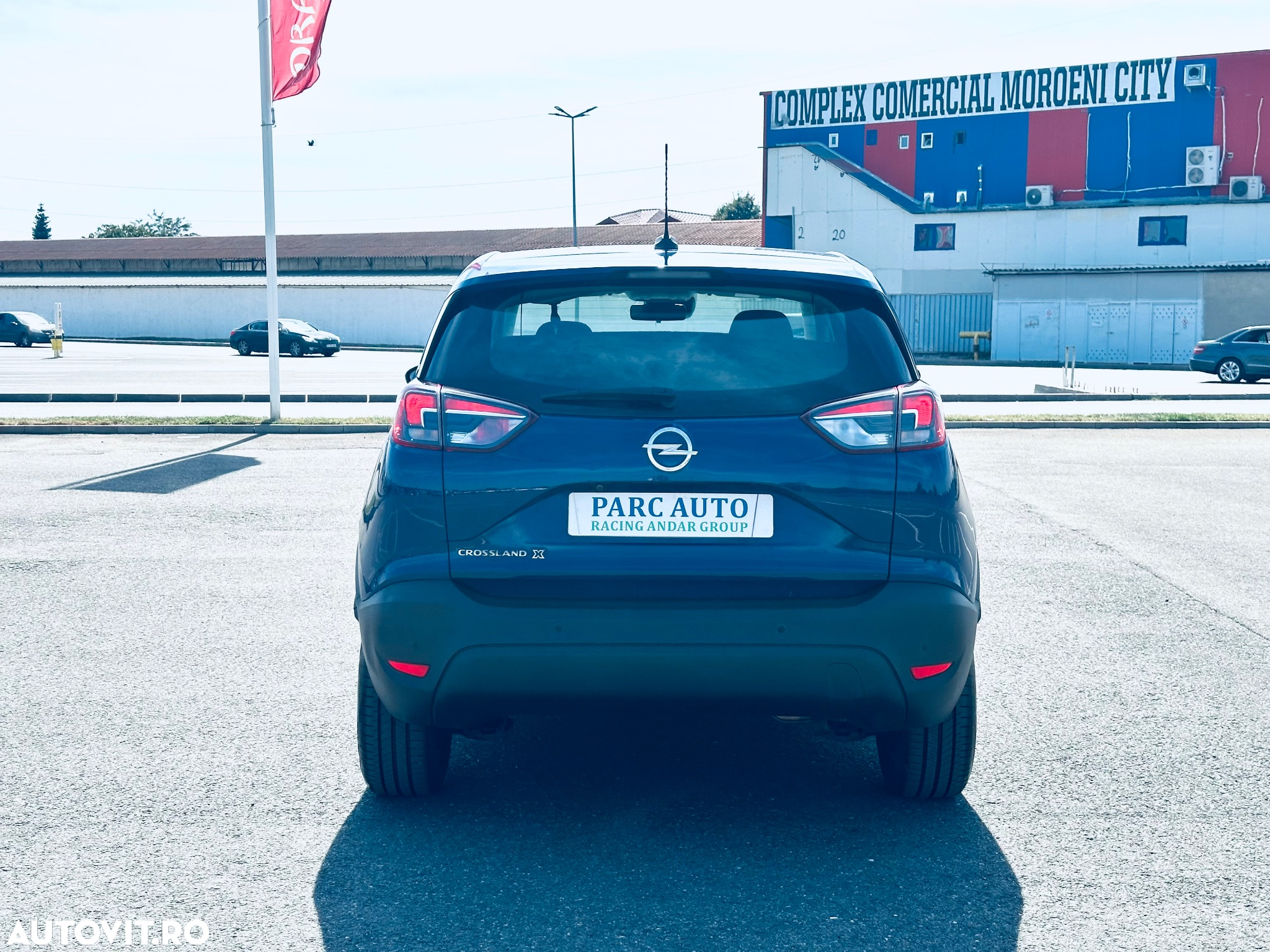 Opel Crossland X 1.2 Enjoy - 10