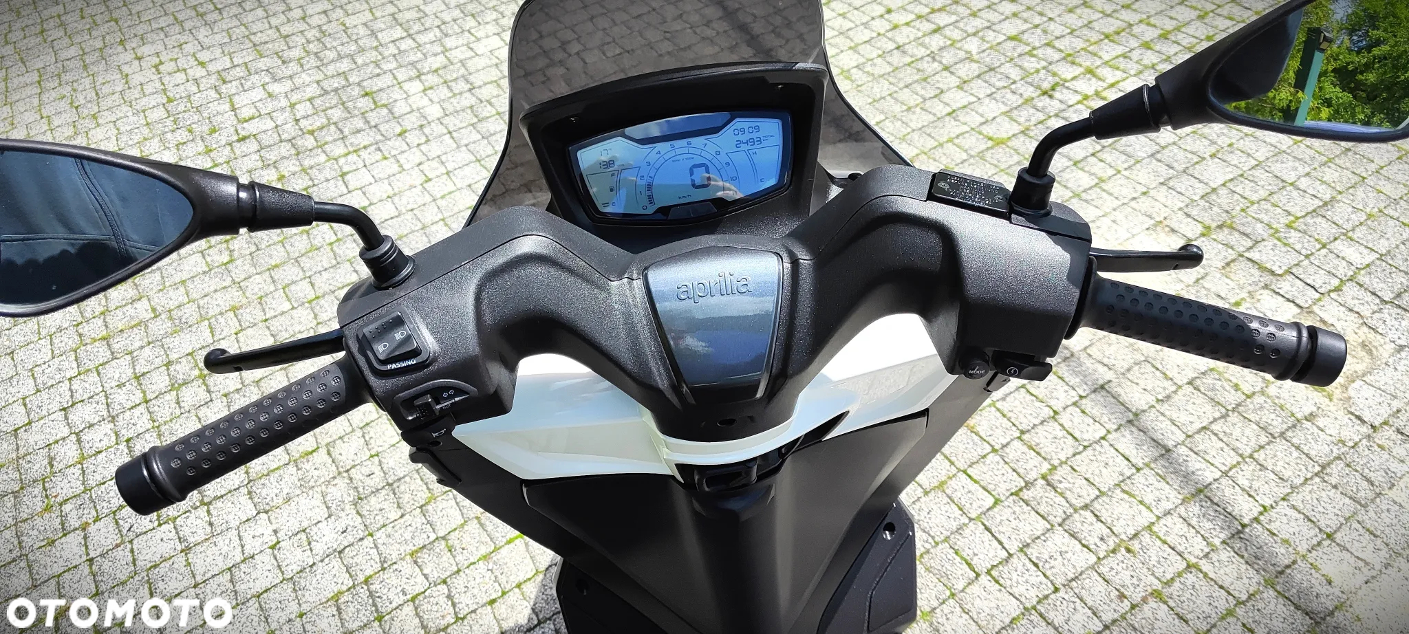 Aprilia Inny - 9