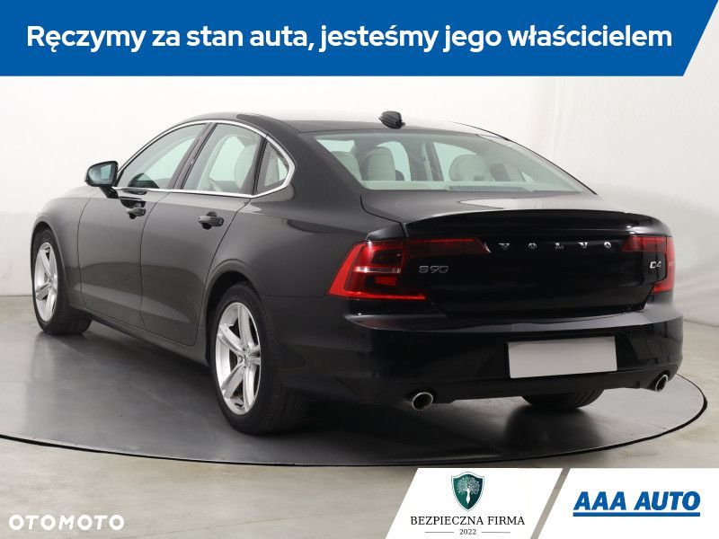 Volvo S90 - 6