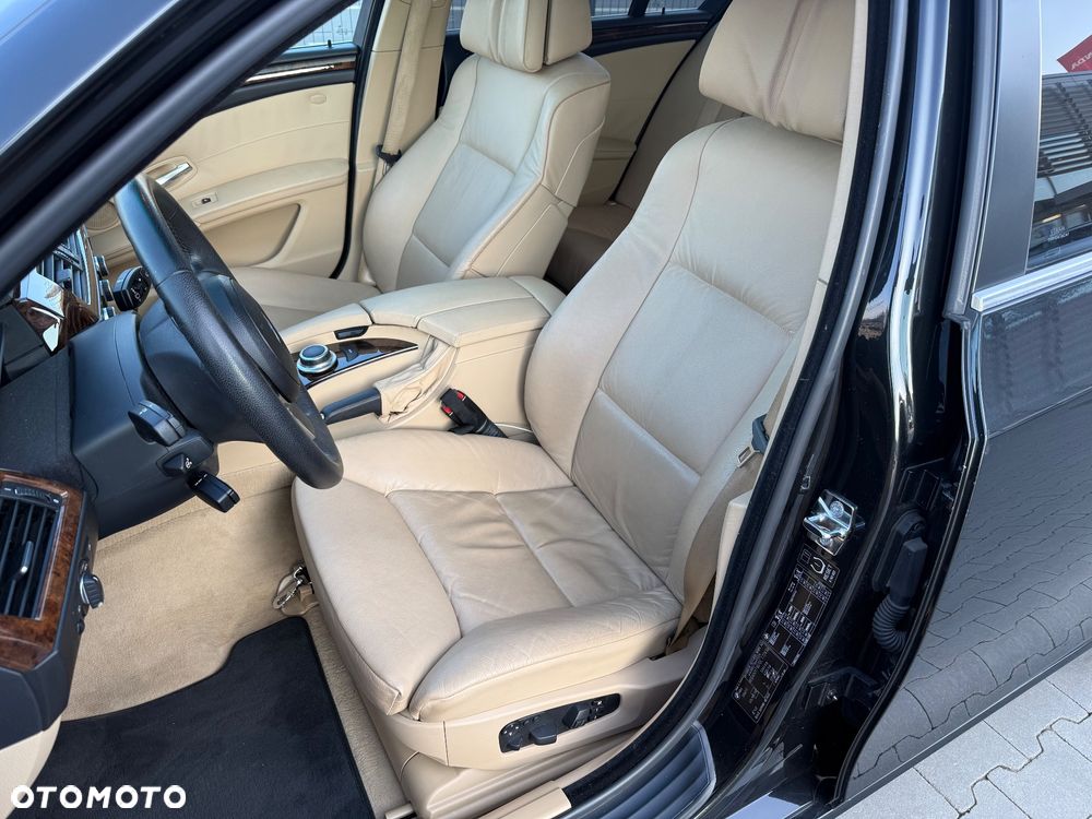 BMW Seria 5 530d xDrive Edition Exclusive - 39