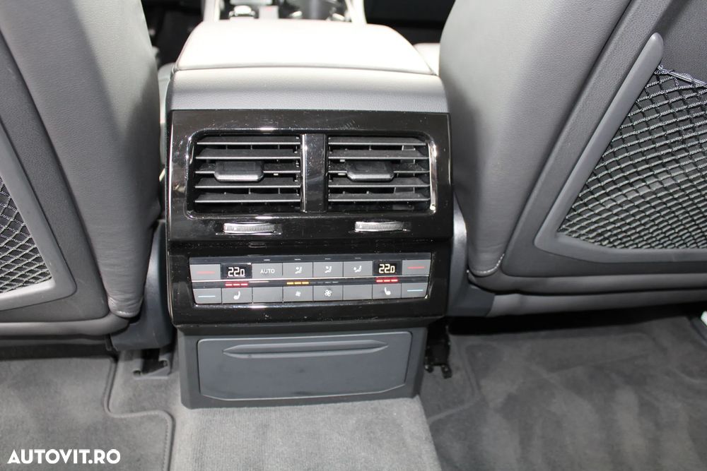 Volkswagen Touareg 3.0 V6 TSI OPF 4Motion Aut. Elegance - 14